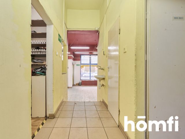 64 m2 premises with a display window, requiring renovation - Traugutta Street - Commercial premises - Sale - Wrocław, Krzyki