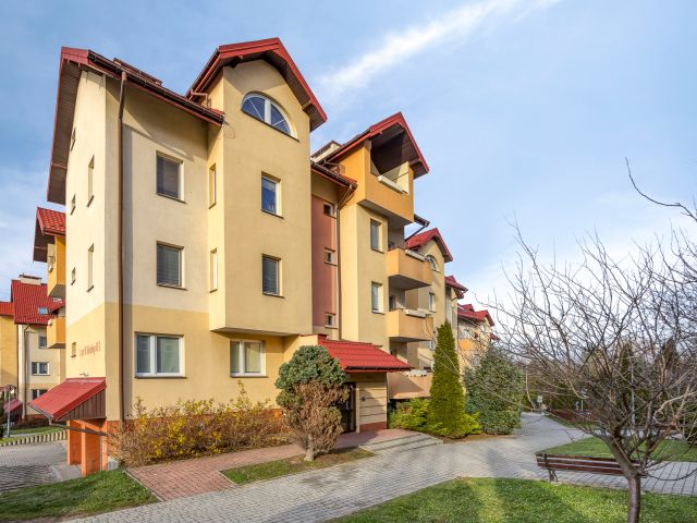 Air conditioning, 2 balconies, basement – ​​promotional price! - Apartment - Rent - Rzeszów, Zalesie