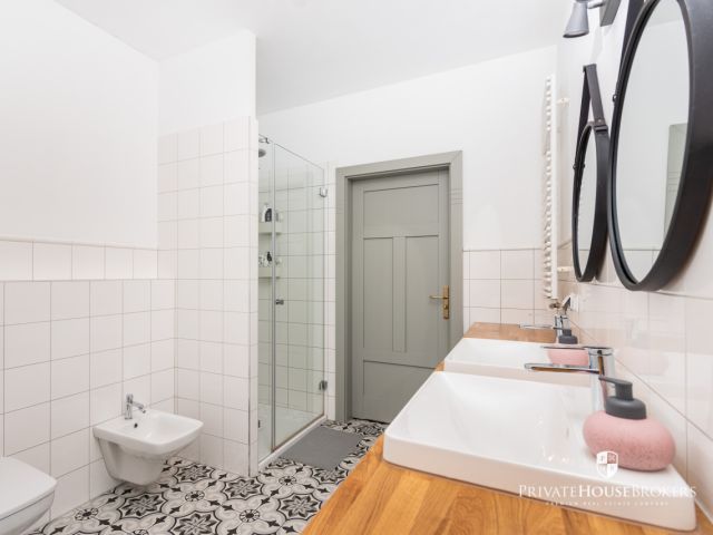 95 m² Apartment in a Renovated Historic Building (2019) | Old Town | Galeria Krakowska - Apartment - Rent - Kraków, Śródmieście / Stare Miasto