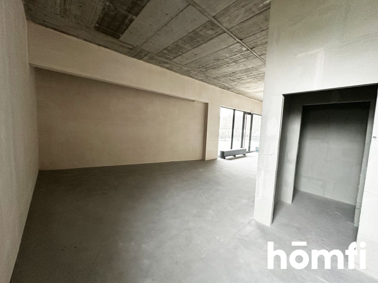 Premises to be finished to suit the tenant's preferences - Комерційне приміщення - Оренда - Radom, Wacyn