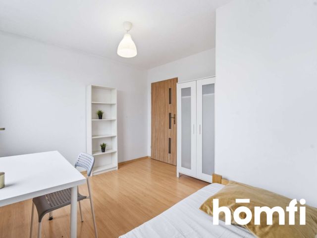 Large 4-Room Flat | 67 m² | Balcony | Three Ponds Area - Apartment - Rent - Katowice, os. Paderewskiego