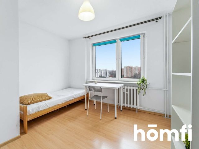 Large 4-Room Flat | 67 m² | Balcony | Three Ponds Area - Apartment - Rent - Katowice, os. Paderewskiego