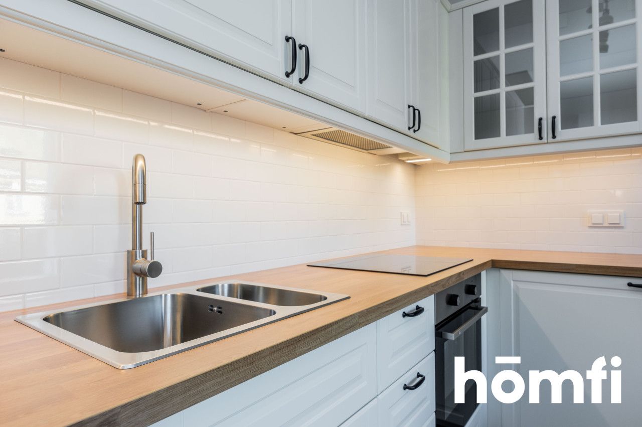 Comfortable 2 rooms by metro with a garage - Apartment - Rent - Warszawa, Wola