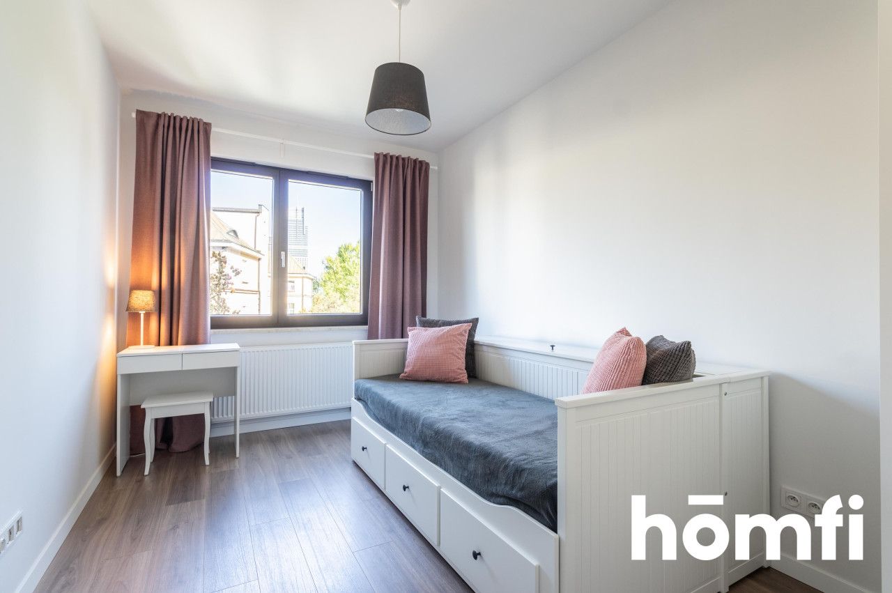 Comfortable 2 rooms by metro with a garage - Apartment - Rent - Warszawa, Wola