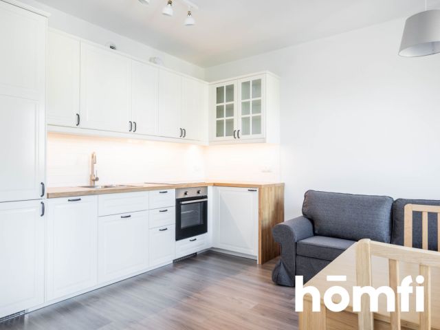 wygodne 2 pokoje z garażem przy metrze - Mieszkanie - Wynajem - Warszawa, Wola