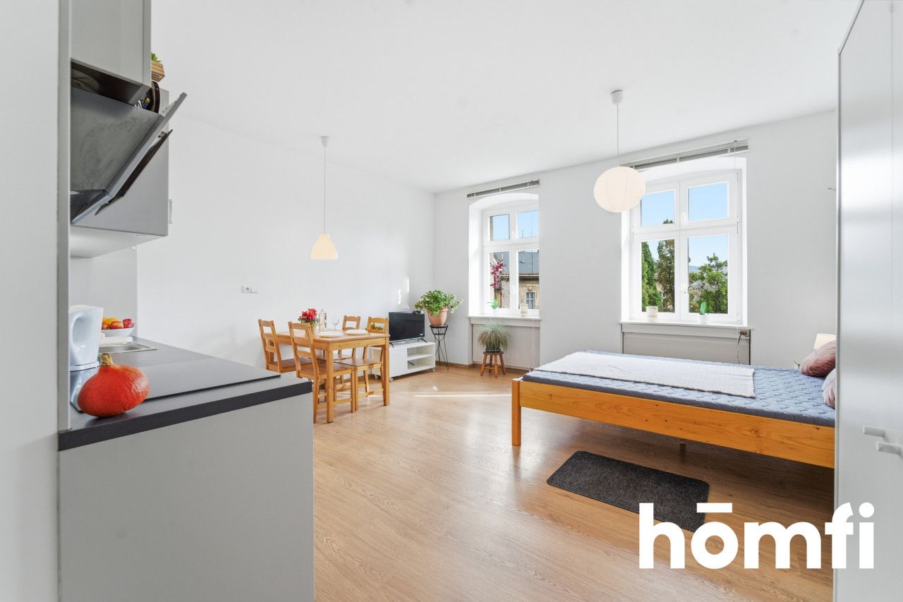 A unique studio apartment in the historic center of Bielsko - Apartment - Rent - Bielsko-Biała, Śródmieście