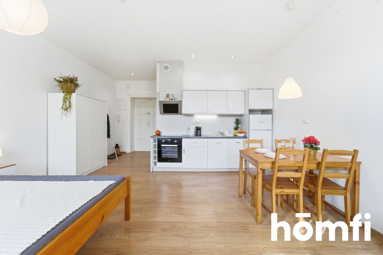 A unique studio apartment in the historic center of Bielsko - Apartment - Rent - Bielsko-Biała, Śródmieście