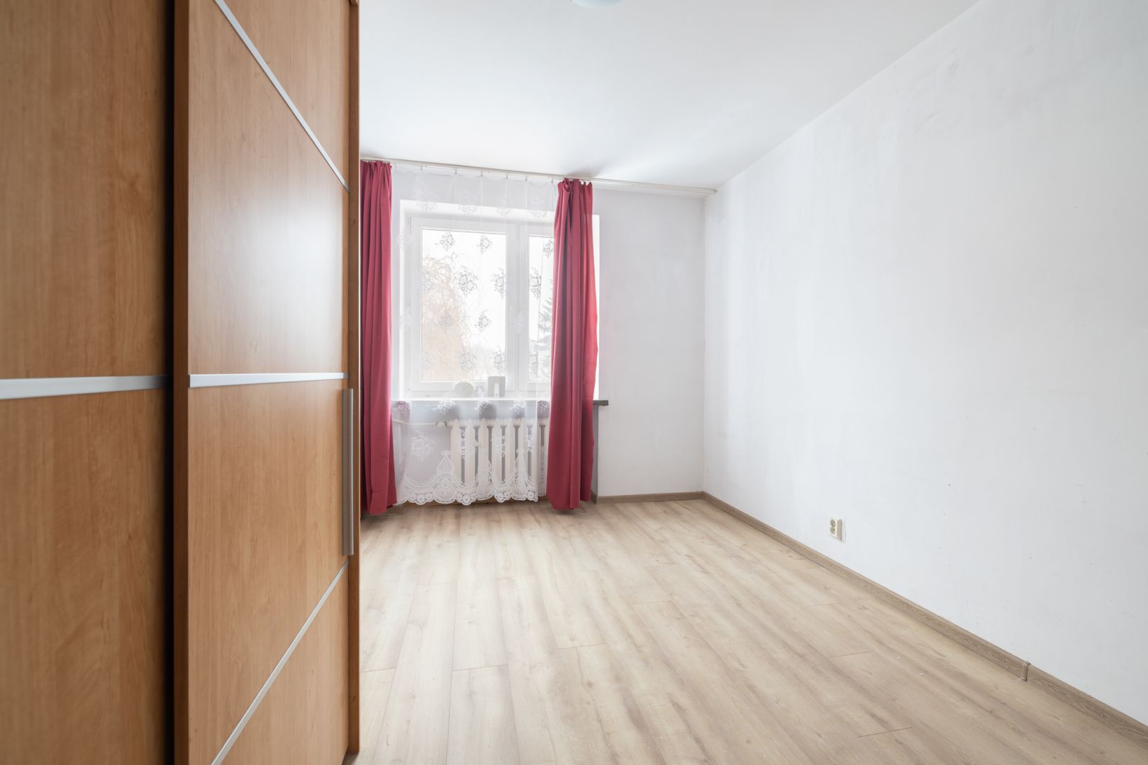 Parter 4 pokoje i duża kuchnia, miejsce parkingowe - Mieszkanie - Sprzedaż - Lublin, Dziesiąta