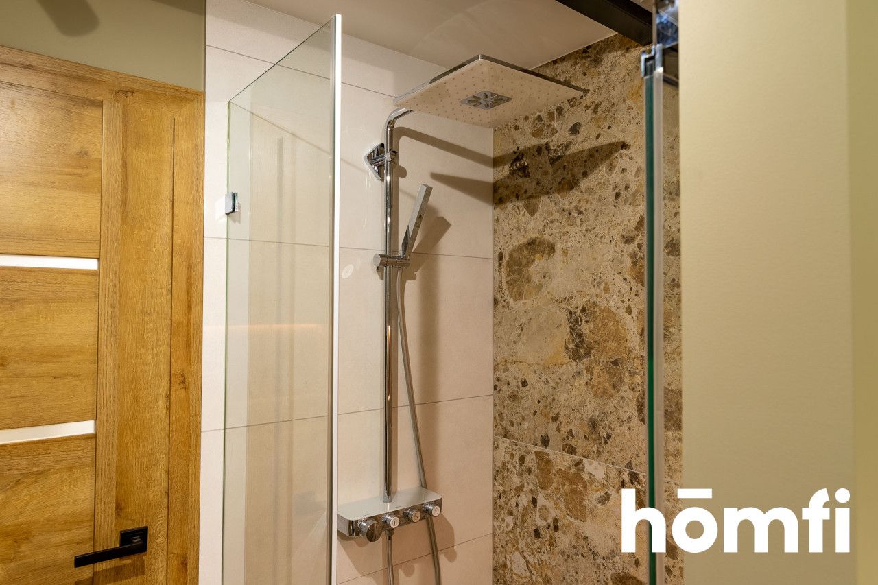 Industrial-Style Loft Apartment in D77, Prime Location by Manufaktura - Apartment - Sale - Łódź, Bałuty