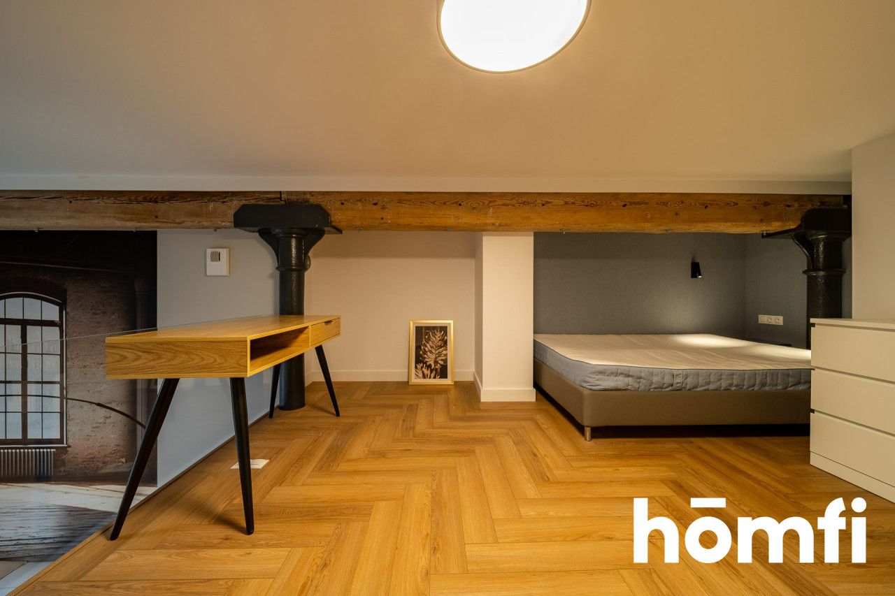 Industrial-Style Loft Apartment in D77, Prime Location by Manufaktura - Apartment - Sale - Łódź, Bałuty