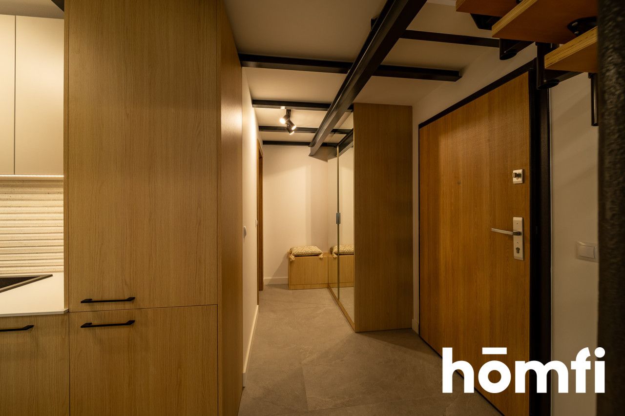 Industrial-Style Loft Apartment in D77, Prime Location by Manufaktura - Apartment - Sale - Łódź, Bałuty