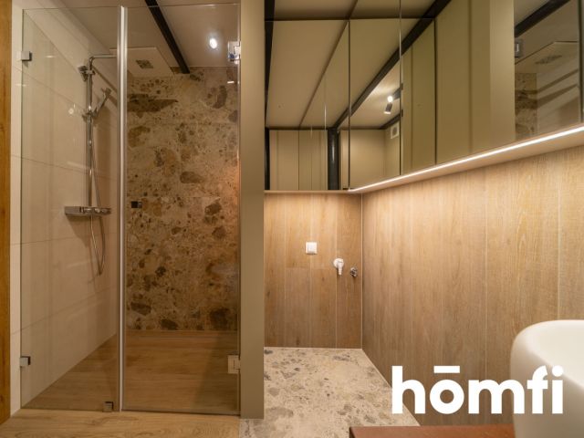 Industrial-Style Loft Apartment in D77, Prime Location by Manufaktura - Квартира - Продаж - Łódź, Bałuty