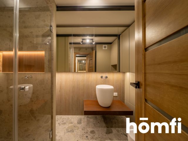 Industrial-Style Loft Apartment in D77, Prime Location by Manufaktura - Квартира - Продаж - Łódź, Bałuty