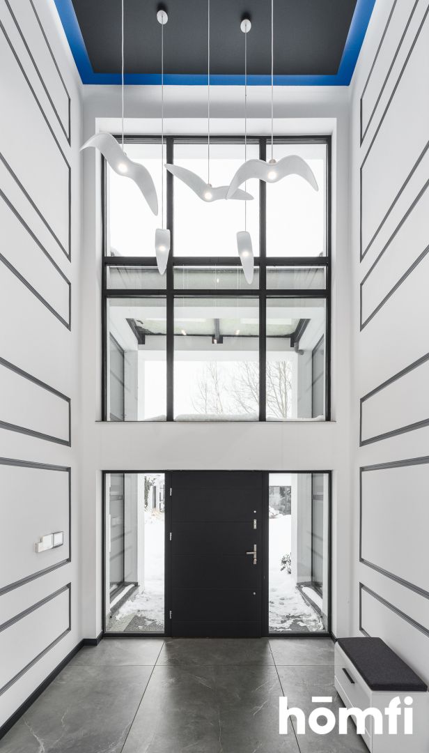 Suburban residence with a lake view - Дім - Продаж - Kartuski, Żukowo / Chwaszczyno