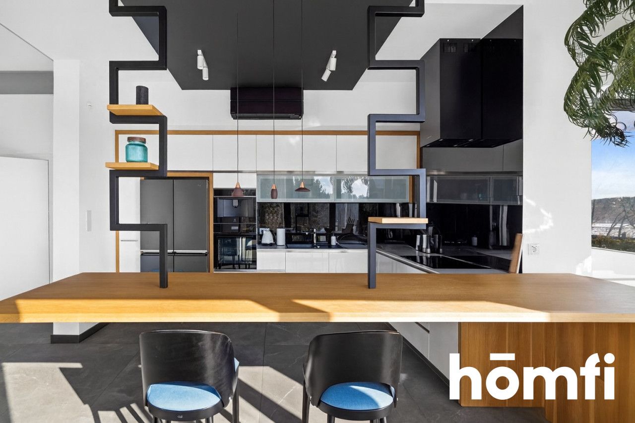 Podmiejska rezydencja z widokiem na jezioro - Dom - Sprzedaż - Kartuski, Żukowo / Chwaszczyno