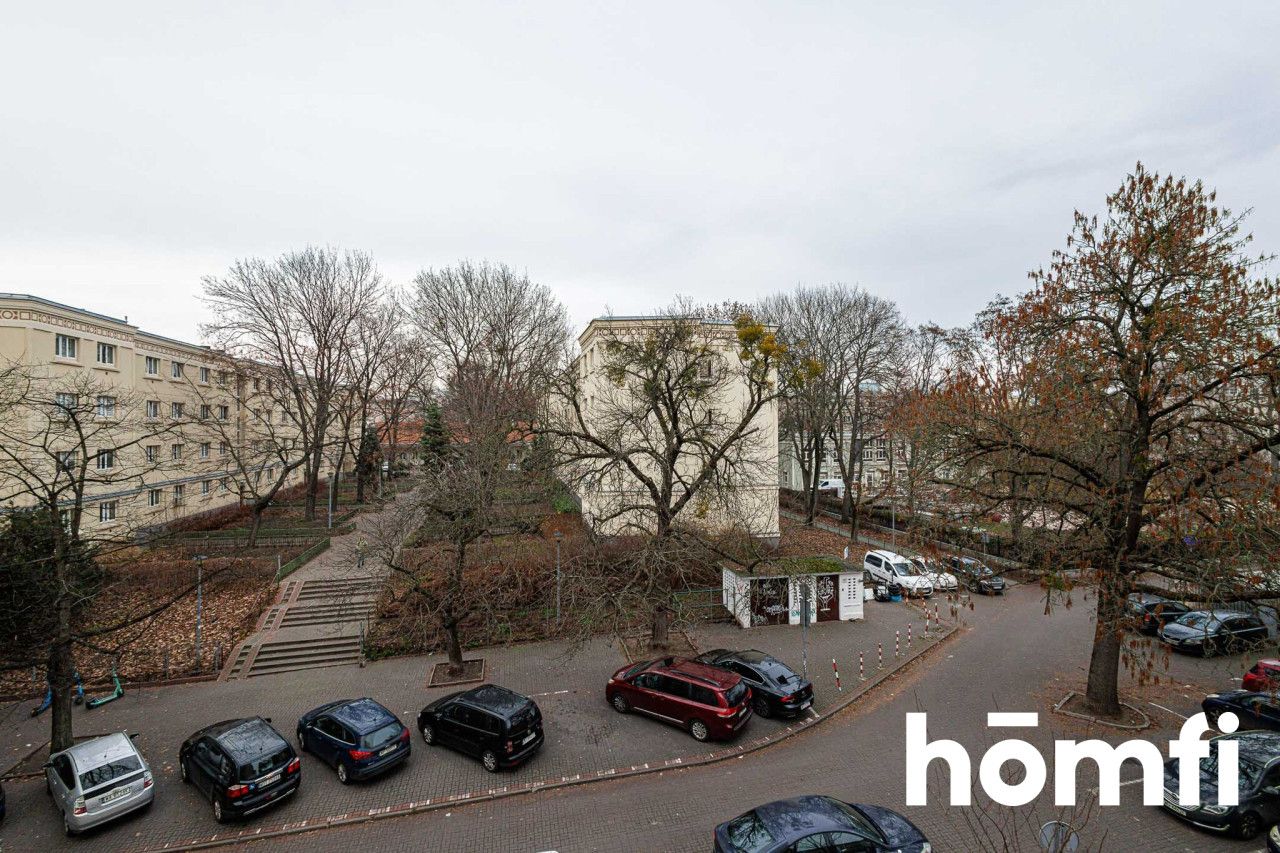 3 rooms next to the Femina Cinema | Metro - Apartment - Rent - Warszawa, Śródmieście / Muranów