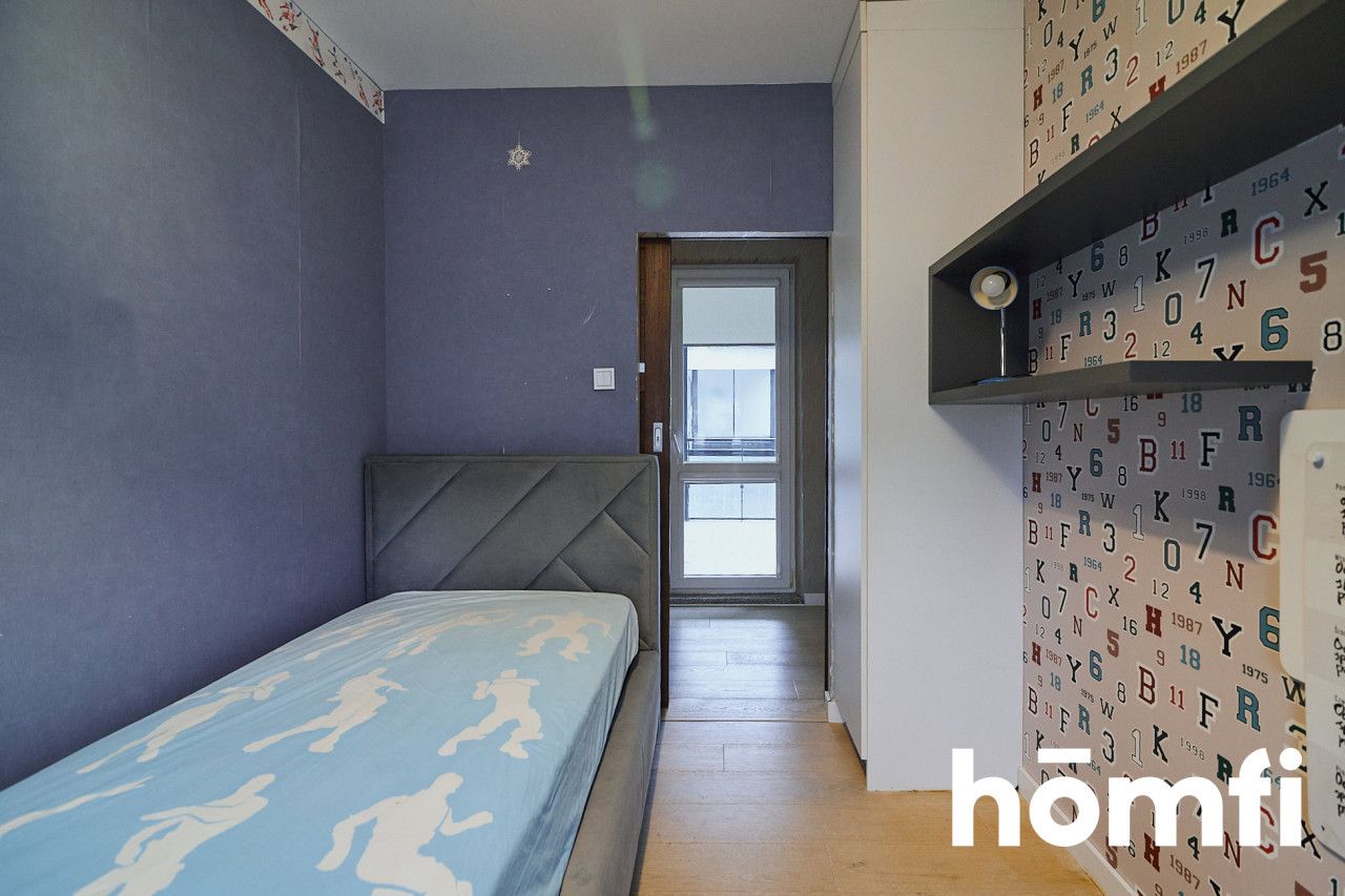 A spacious and functional four-room apartment with a total area of 77 m² - Apartment - Sale - Zamość