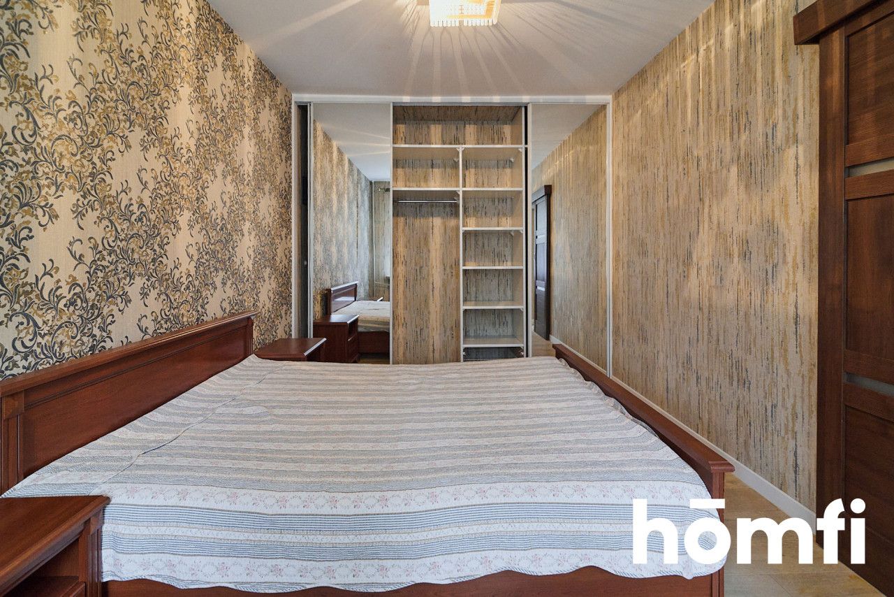 A spacious and functional four-room apartment with a total area of 77 m² - Apartment - Sale - Zamość