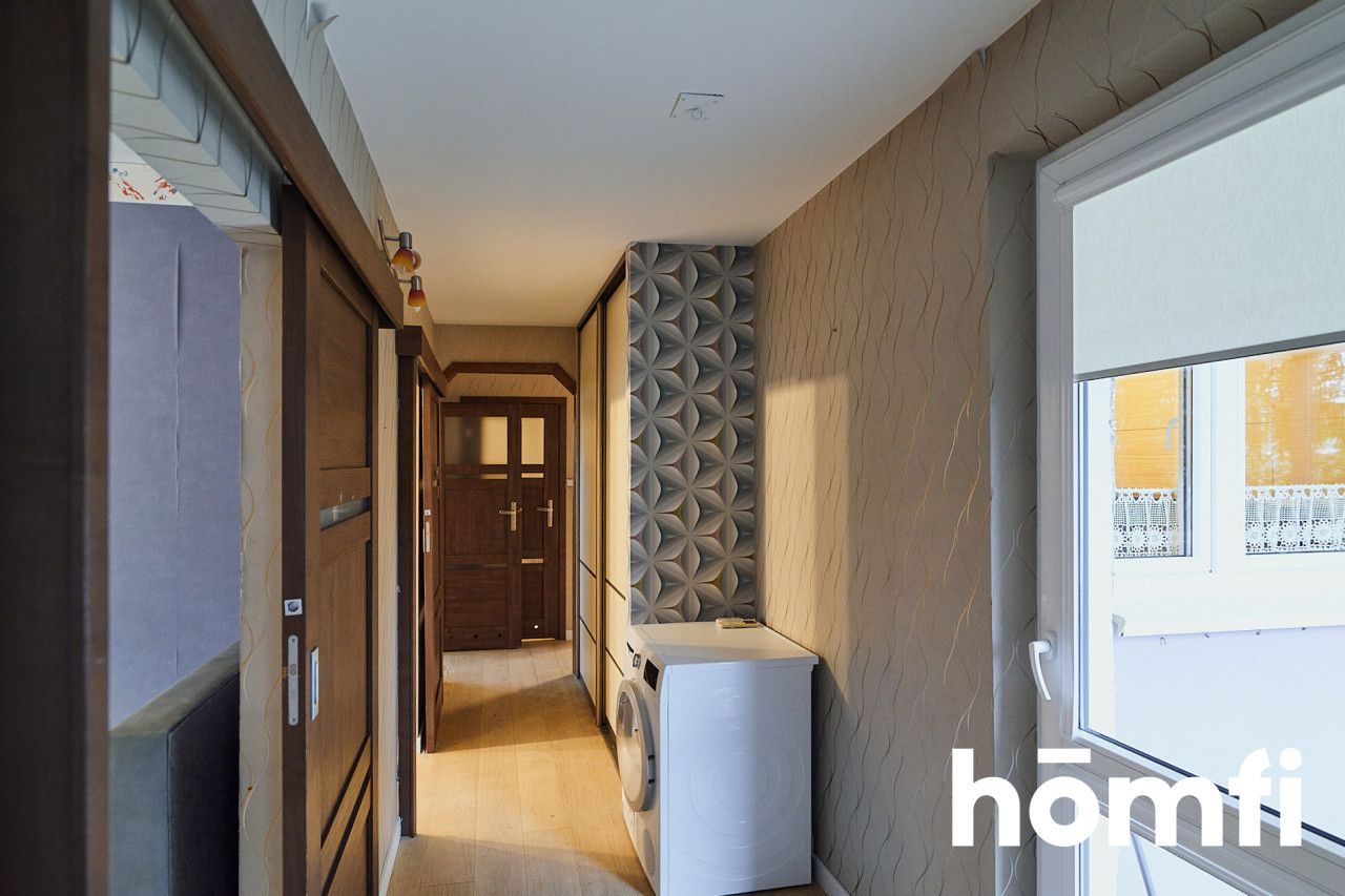 A spacious and functional four-room apartment with a total area of 77 m² - Apartment - Sale - Zamość