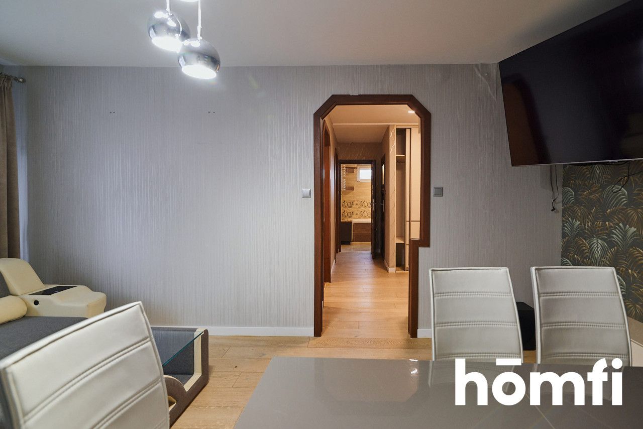 A spacious and functional four-room apartment with a total area of 77 m² - Apartment - Sale - Zamość