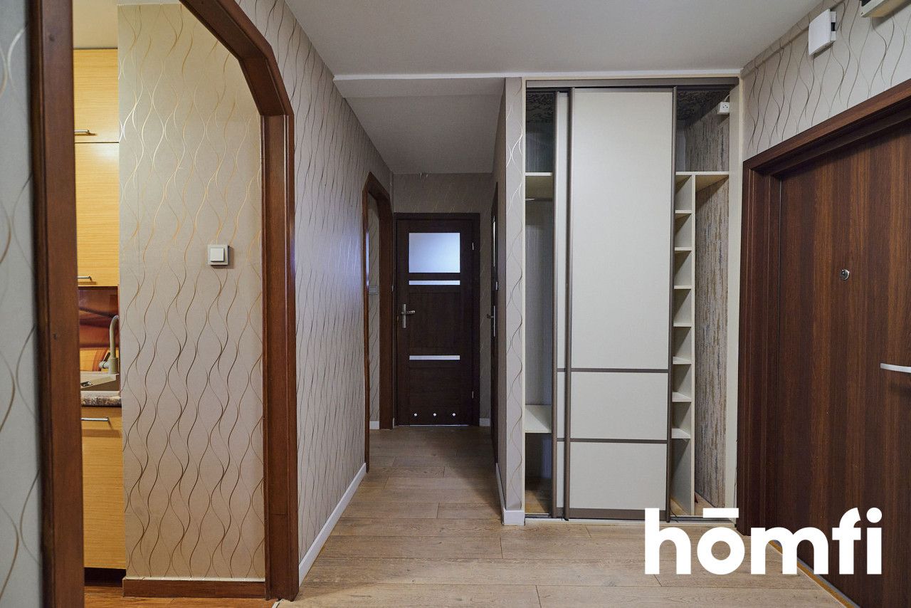 A spacious and functional four-room apartment with a total area of 77 m² - Apartment - Sale - Zamość