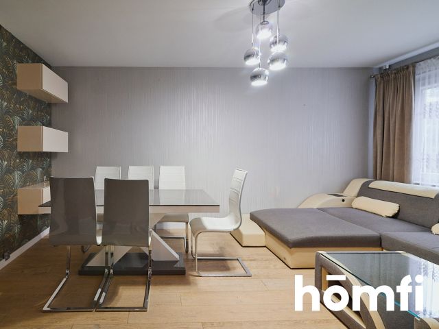 A spacious and functional four-room apartment with a total area of 77 m² - Apartment - Sale - Zamość