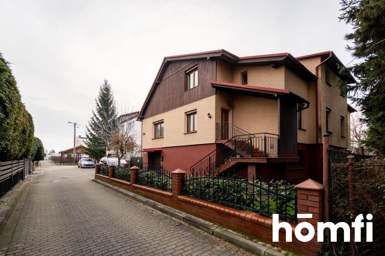 A three-story house with potential in Nysa - Дім - Продаж - Nyski, Nysa