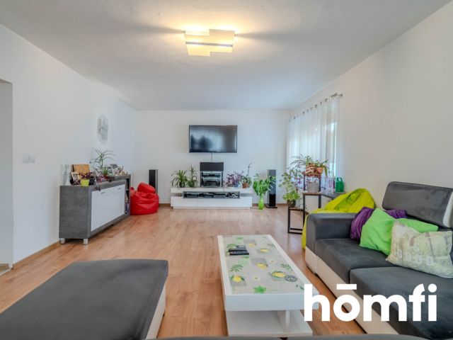 Trzykondygnacyjny dom z potencjałem w Nysie - Dom - Sprzedaż - Nyski, Nysa