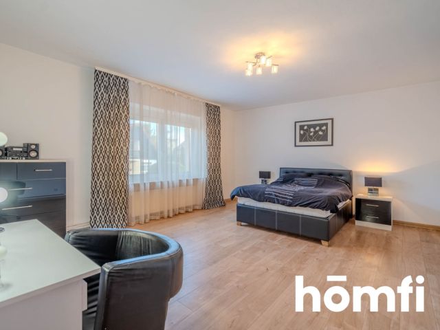 Trzykondygnacyjny dom z potencjałem w Nysie - Dom - Sprzedaż - Nyski, Nysa