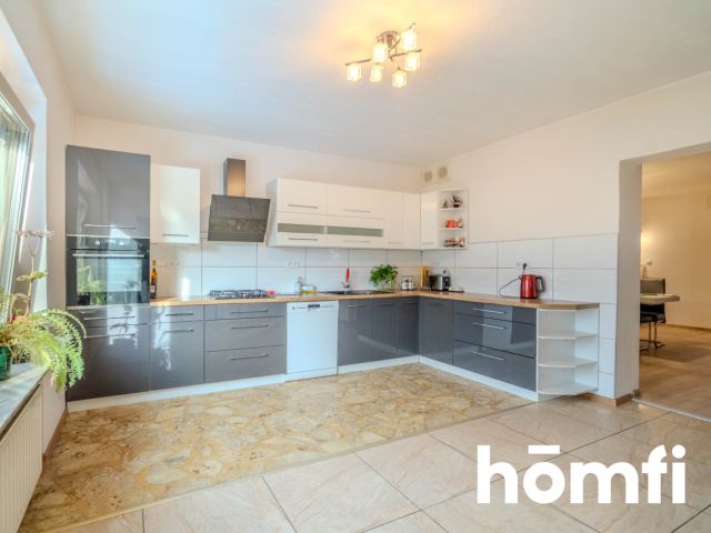 Trzykondygnacyjny dom z potencjałem w Nysie - Dom - Sprzedaż - Nyski, Nysa