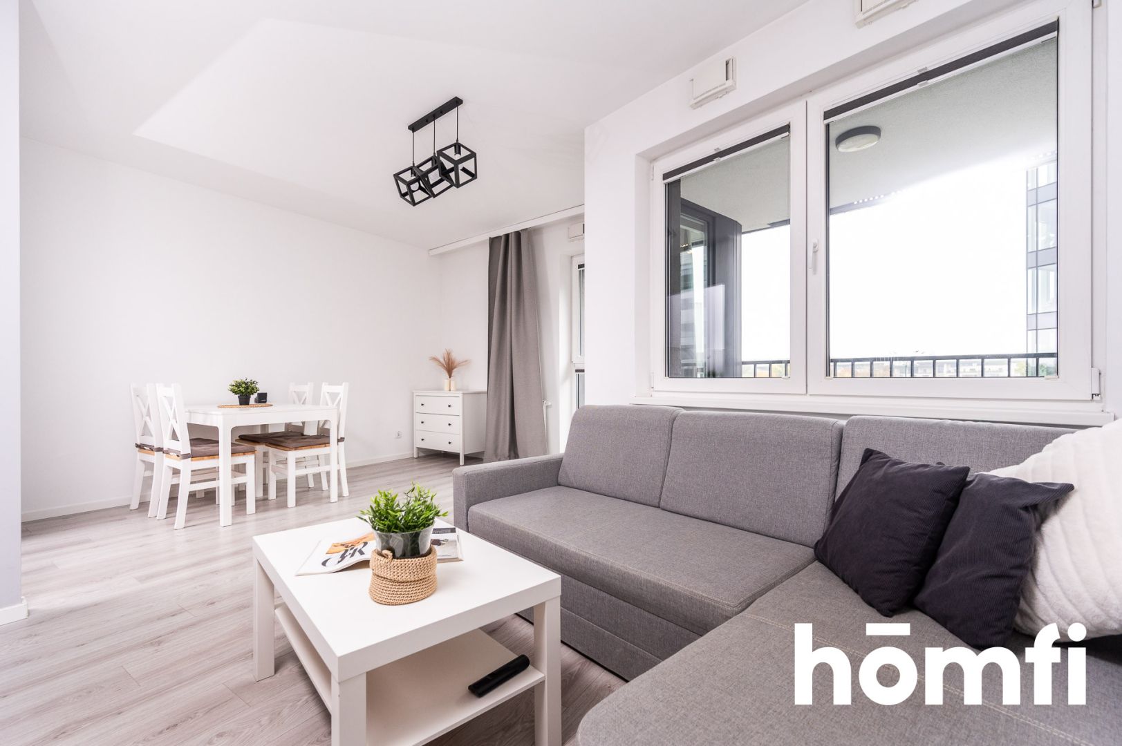 FOR RENT! APARTMENT WITH A VIEW OF THE FORUM HOTEL IN THE MODERN BARSKA 69 DEVELOPMENT - Apartment - Rent - Kraków, Podgórze / Dębniki