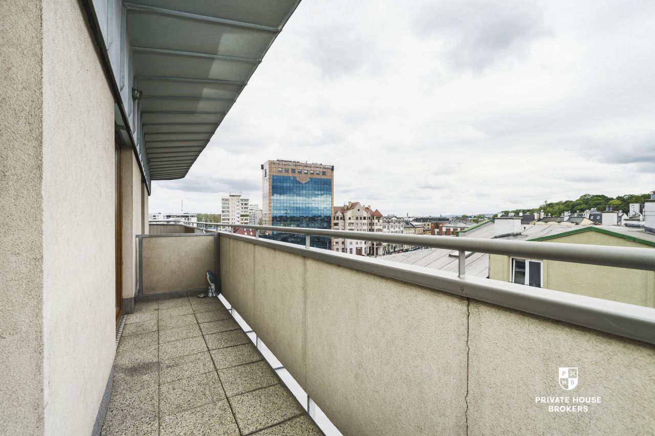 Spacious studio flat at Piwna street - Apartment - Rent - Kraków, Podgórze