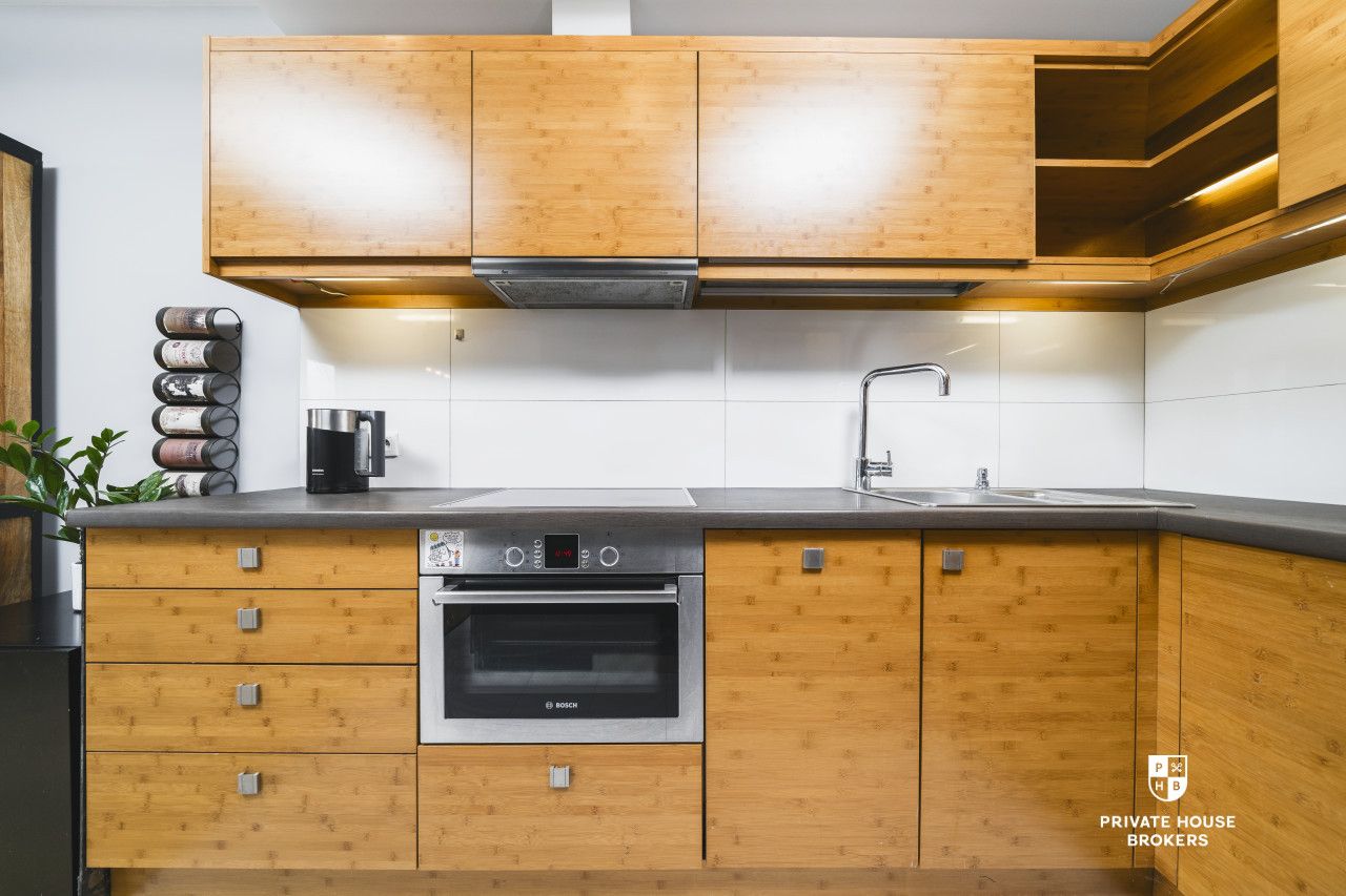 Spacious studio flat at Piwna street - Apartment - Rent - Kraków, Podgórze