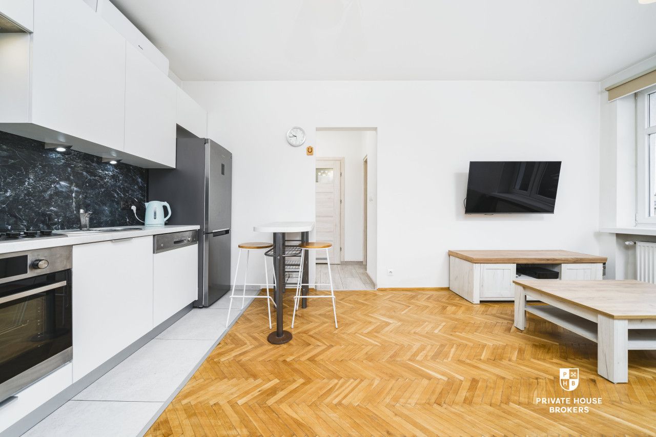 Comfortable 2-room apartment 36m² with balcony, Nowa Huta - Apartment - Sale - Kraków, Nowa Huta