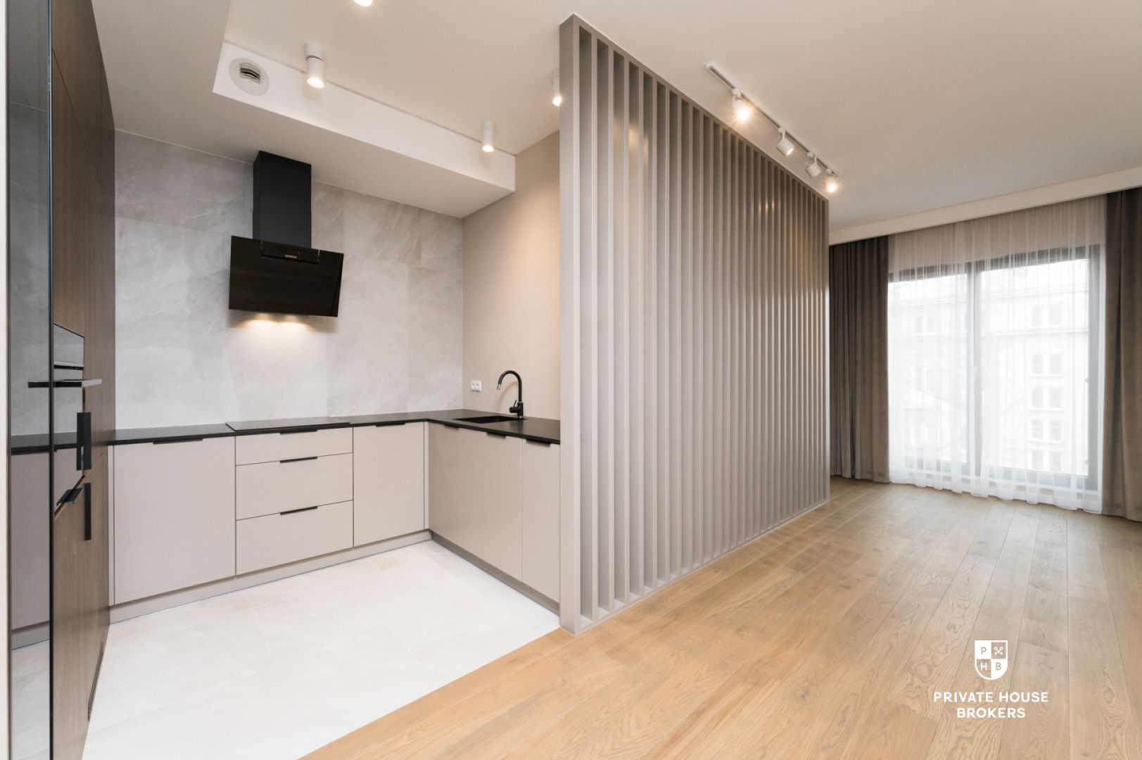 Apartment finished in high standard in perfect location - Kościuszki - Квартира - Продаж - Kraków, Krowodrza / Salwator