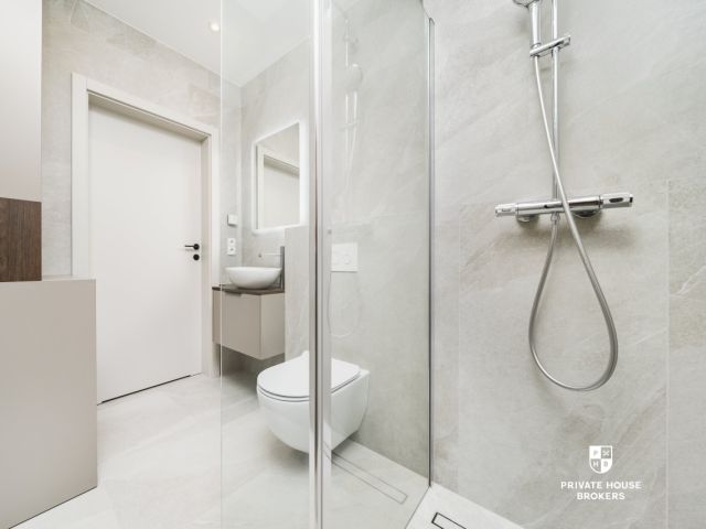 Apartment finished in high standard in perfect location - Kościuszki - Квартира - Продаж - Kraków, Krowodrza / Półwsie Zwierzynieckie