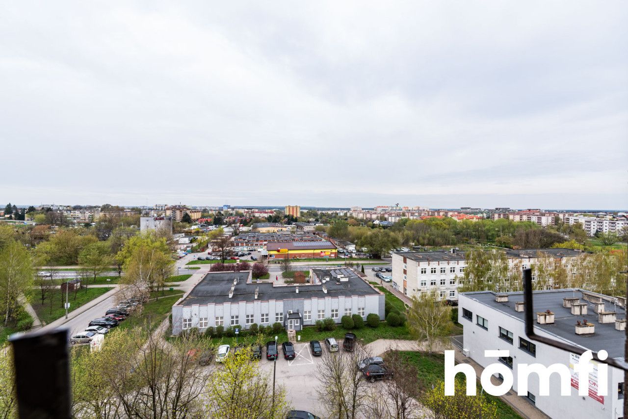 Large apartment after general renovation - Apartment - Sale - Radom, Gołębiów II