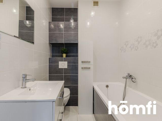 2 separate rooms, balcony, basement, green area - Квартира - Продаж - Gdańsk, Osowa