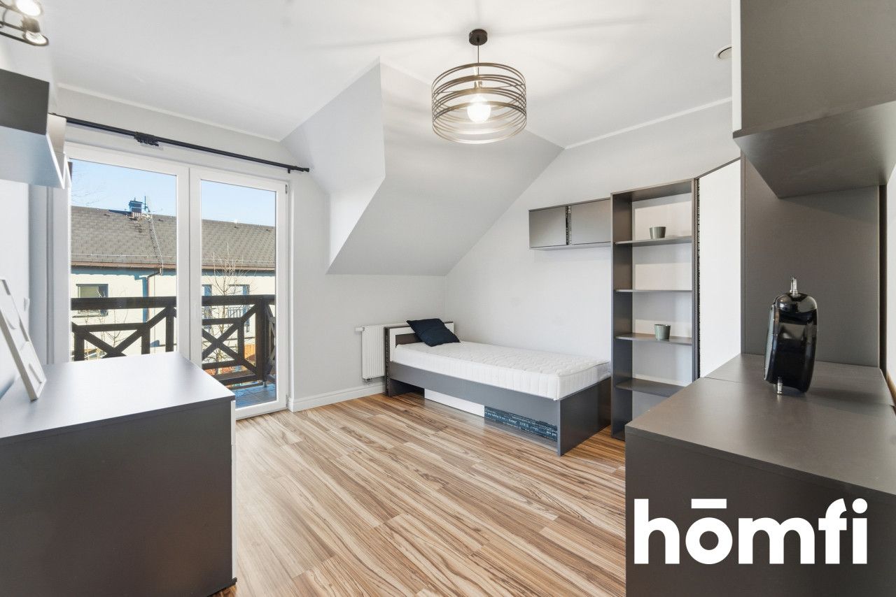 Ładny dom szeregowy z garażem i ogródkiem - Dom - Sprzedaż - Katowice, Podlesie