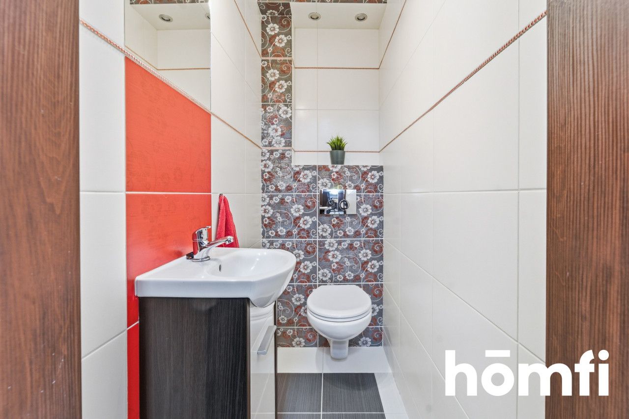 Ładny dom szeregowy z garażem i ogródkiem - Dom - Sprzedaż - Katowice, Podlesie