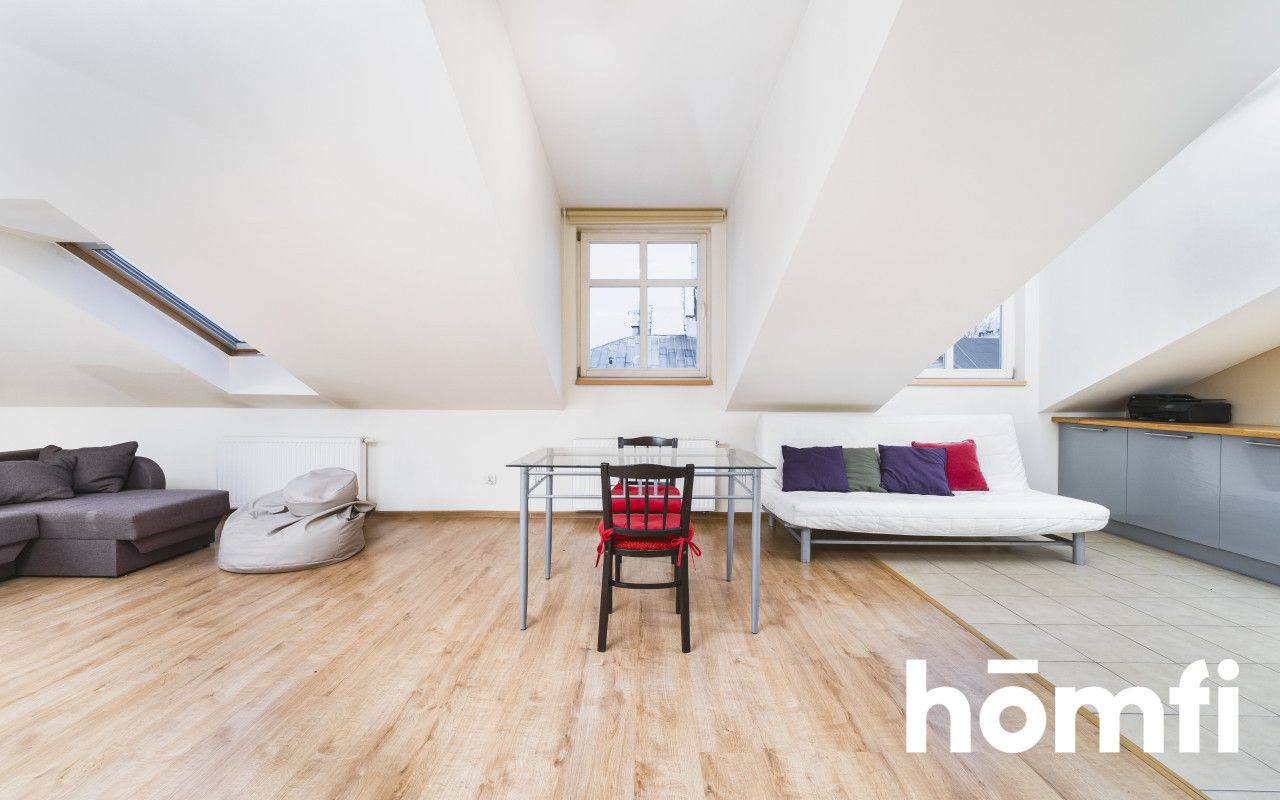 ŚCISŁE CENTRUM KRAKOWA | KAMIENICA Z WINDĄ - Mieszkanie - Sprzedaż - Kraków, Śródmieście