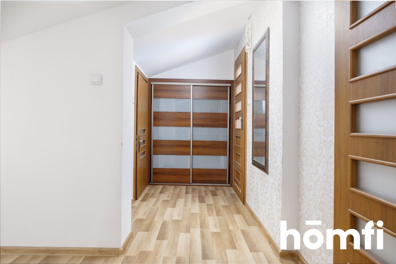 A COZY HOME IN THE HEART OF THE ŚWIĘTOKRZYSKIE MOUNTAINS - Дім - Продаж - Kielecki, Bieliny / Huta Nowa