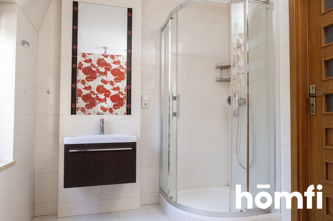 A COZY HOME IN THE HEART OF THE ŚWIĘTOKRZYSKIE MOUNTAINS - Дім - Продаж - Kielecki, Bieliny / Huta Nowa