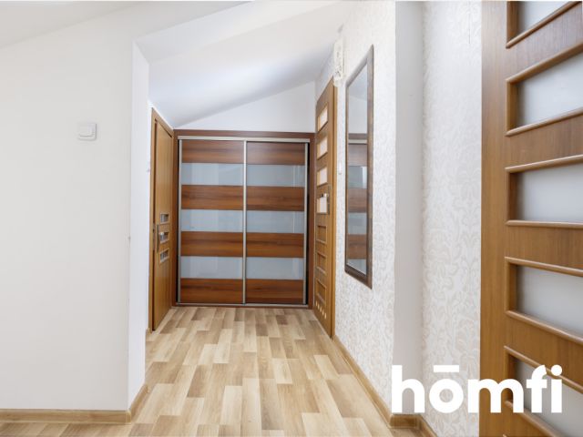 A COZY HOME IN THE HEART OF THE ŚWIĘTOKRZYSKIE MOUNTAINS - Дім - Продаж - Kielecki, Bieliny / Huta Nowa