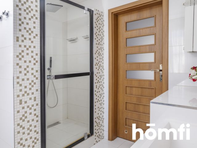 A COZY HOME IN THE HEART OF THE ŚWIĘTOKRZYSKIE MOUNTAINS - Дім - Продаж - Kielecki, Bieliny / Huta Nowa