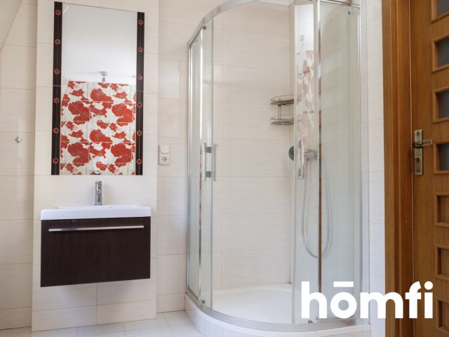 A COZY HOME IN THE HEART OF THE ŚWIĘTOKRZYSKIE MOUNTAINS - Дім - Продаж - Kielecki, Bieliny / Huta Nowa