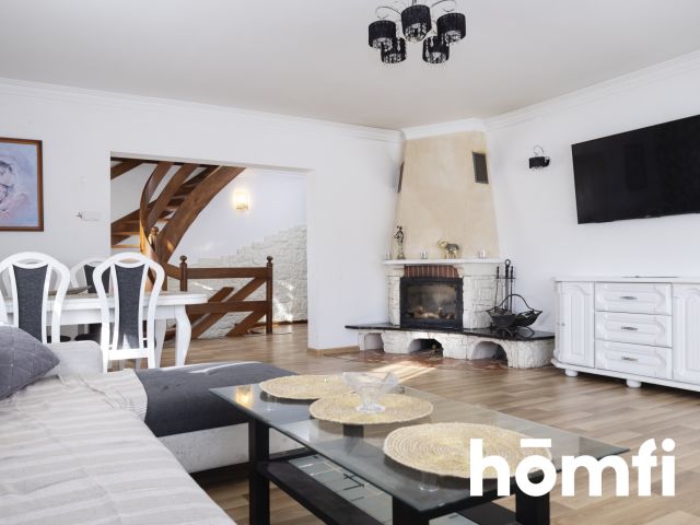 A COZY HOME IN THE HEART OF THE ŚWIĘTOKRZYSKIE MOUNTAINS - Дім - Продаж - Kielecki, Bieliny / Huta Nowa