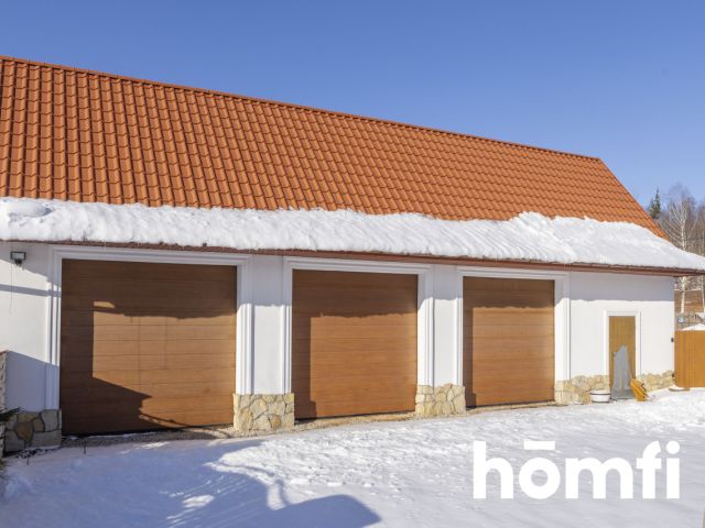 A COZY HOME IN THE HEART OF THE ŚWIĘTOKRZYSKIE MOUNTAINS - Дім - Продаж - Kielecki, Bieliny / Huta Nowa