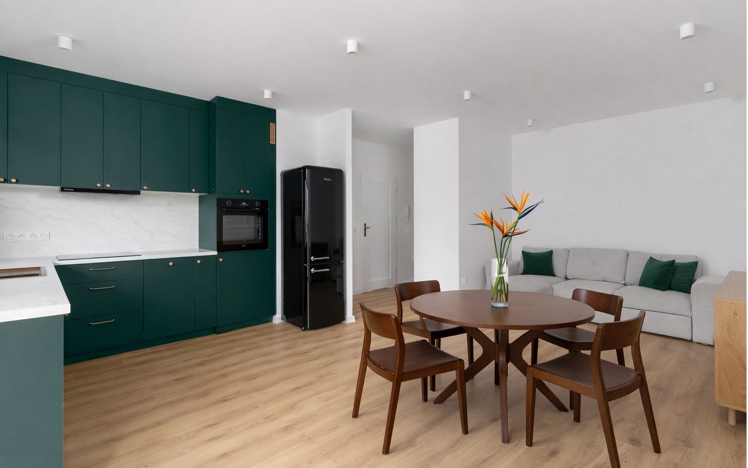 newly furbished 2 rooms for first tenant - Apartment - Rent - Gdańsk, Rębowo