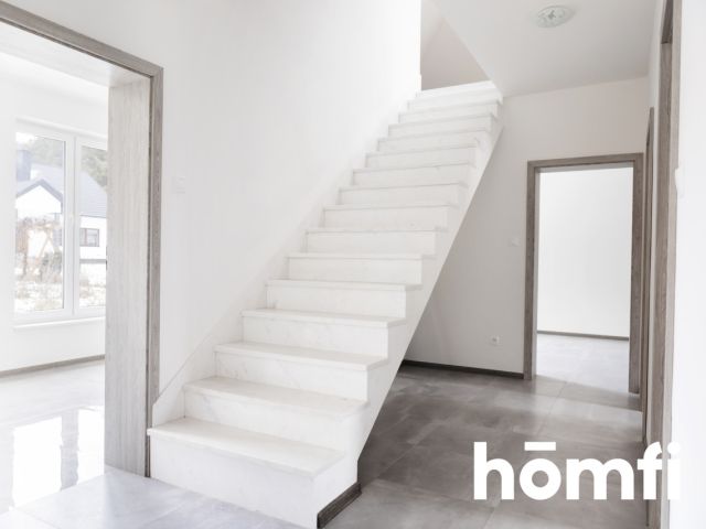 A spacious and comfortable house in Wierzbica - Дім - Продаж - Pińczowski, Kije / Wierzbica